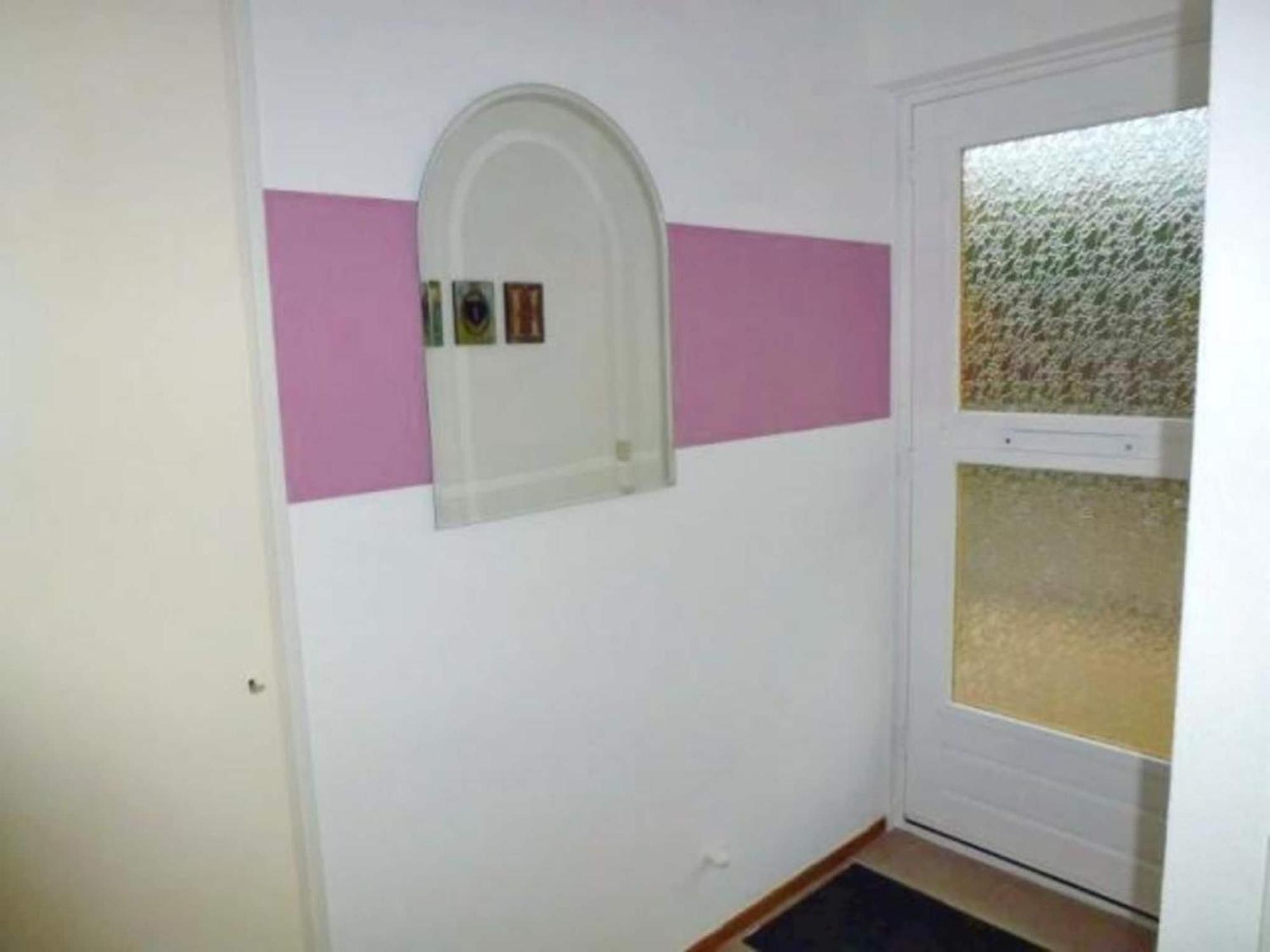 Vakantiehuis With A Garden *